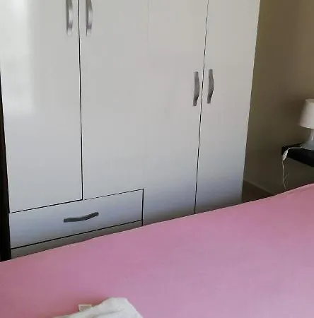 By The * נאוי אפיבטיי