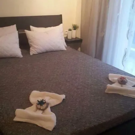 דירה By The נאוי אפיבטיי